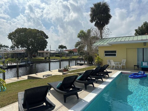 Spacious 4-bedroom house in fantastic Cape Coral