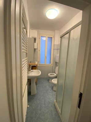 Shower, hair dryer, bidet, towels - Figherino (near Rialto Bridge ) (Venezia)