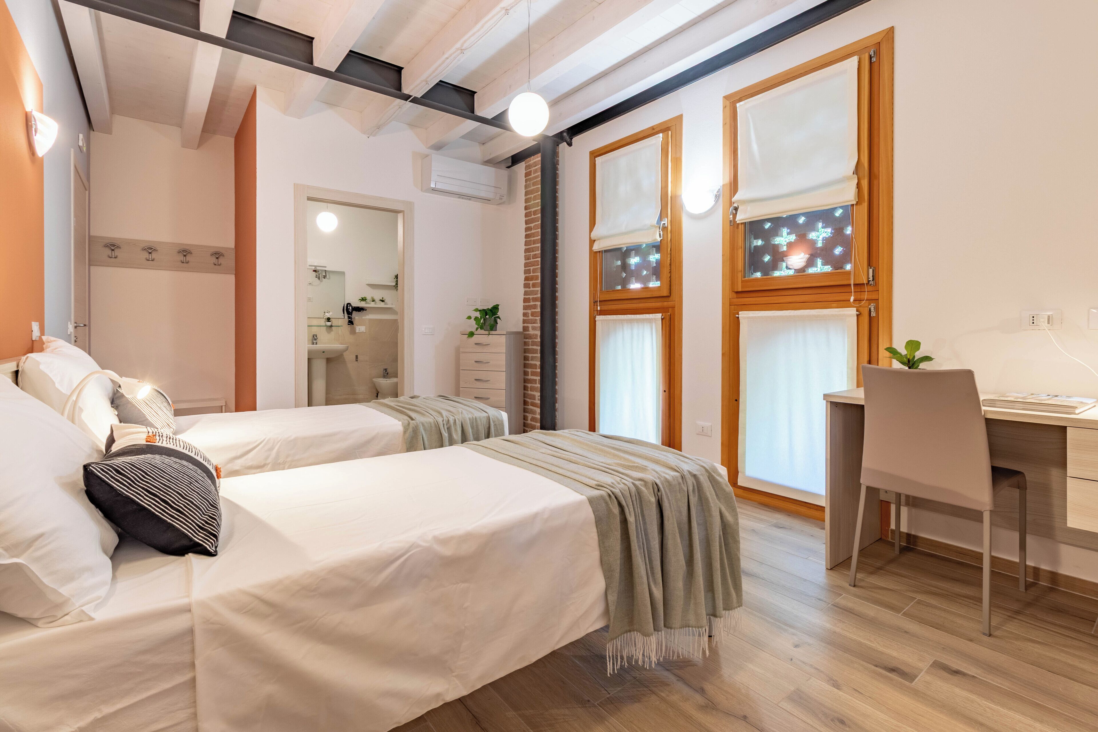 1 habitación, internet y ropa de cama 