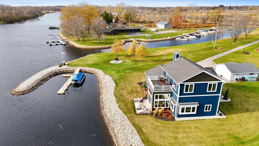 Lakeside Retreat 2 Docks Bay Access