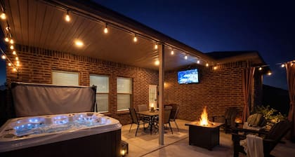 West End Oasis | Hot Tub | Firepit