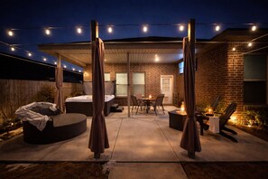 Terrace/patio - West End Oasis | Hot Tub | Firepit (Lubbock)