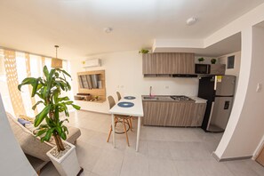 Private kitchen - 3-bedrooms Apartment near the sea and the historic center with AC (Cartagena de Indias)