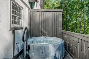 Outdoor spa tub - Cozy Escape • Hot Tub • Overlooks Helen Main Street • Sleeps 9 (Helen)