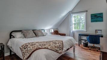 4 slaapkamers, een bureau, reisbedje, gratis wifi