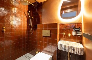 Shower, hair dryer, towels - Apartment - Sleeps 2 - Paddington Station Close (London)