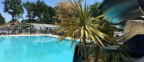 Piscine couverte, piscine chauffée