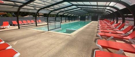 Piscine couverte, piscine chauffée