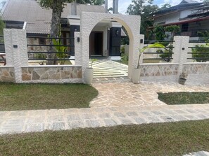 Exterior detail - Alo Kai Villa (Weligama)