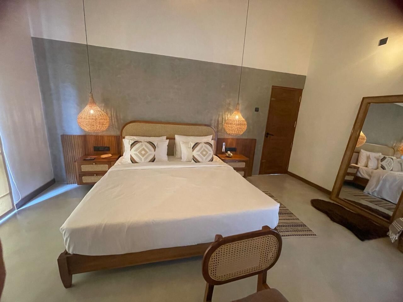 Deluxe-Doppelzimmer, Gartenblick | Schreibtisch, laptopgeeigneter Arbeitsplatz, kostenloses WLAN