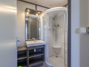 Bathroom - ZEcamping 3* avec espace aquatique (Cargèse)