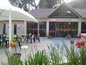 Outdoor dining - Camping 3 étoiles - Piscine  - ccbfa0b (Mialet)
