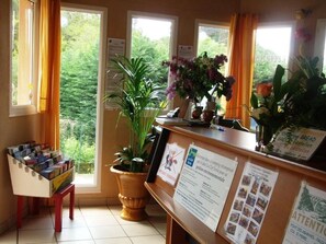 Lobby - Camping 3 étoiles - Piscine  - ccbfa0b (Mialet)