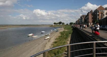 ZEcamping 3 étoiles familial piscine chauffée sauna locatif TV BBQ