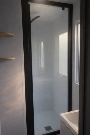Bathroom - ZEcamping 3* piscine chauffée pataugeoire mobil-home clim 28m2 4 pers (Antonne-et-Trigonant)