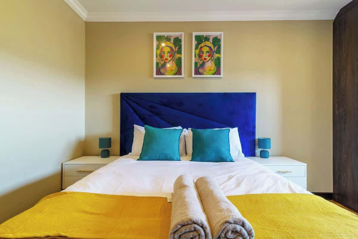 2 slaapkamers, een strijkplank/strijkijzer, gratis wifi, beddengoed