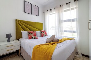 2 bedrooms, iron/ironing board, Internet, bed sheets