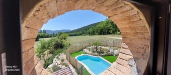 Gîte Les Peyrières with swimming pool/pétanque/ping-pong, ideal for families/friends