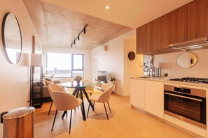 Interior - 2BDR Southbank Stay with Pool and Gym (Melbourne)