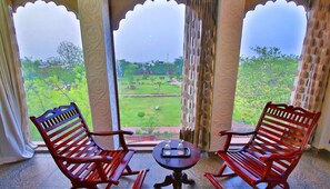 Luxury Suite, Garden View | Interior - Jharokha Heritage Hotel Jaipur (Jaipur)