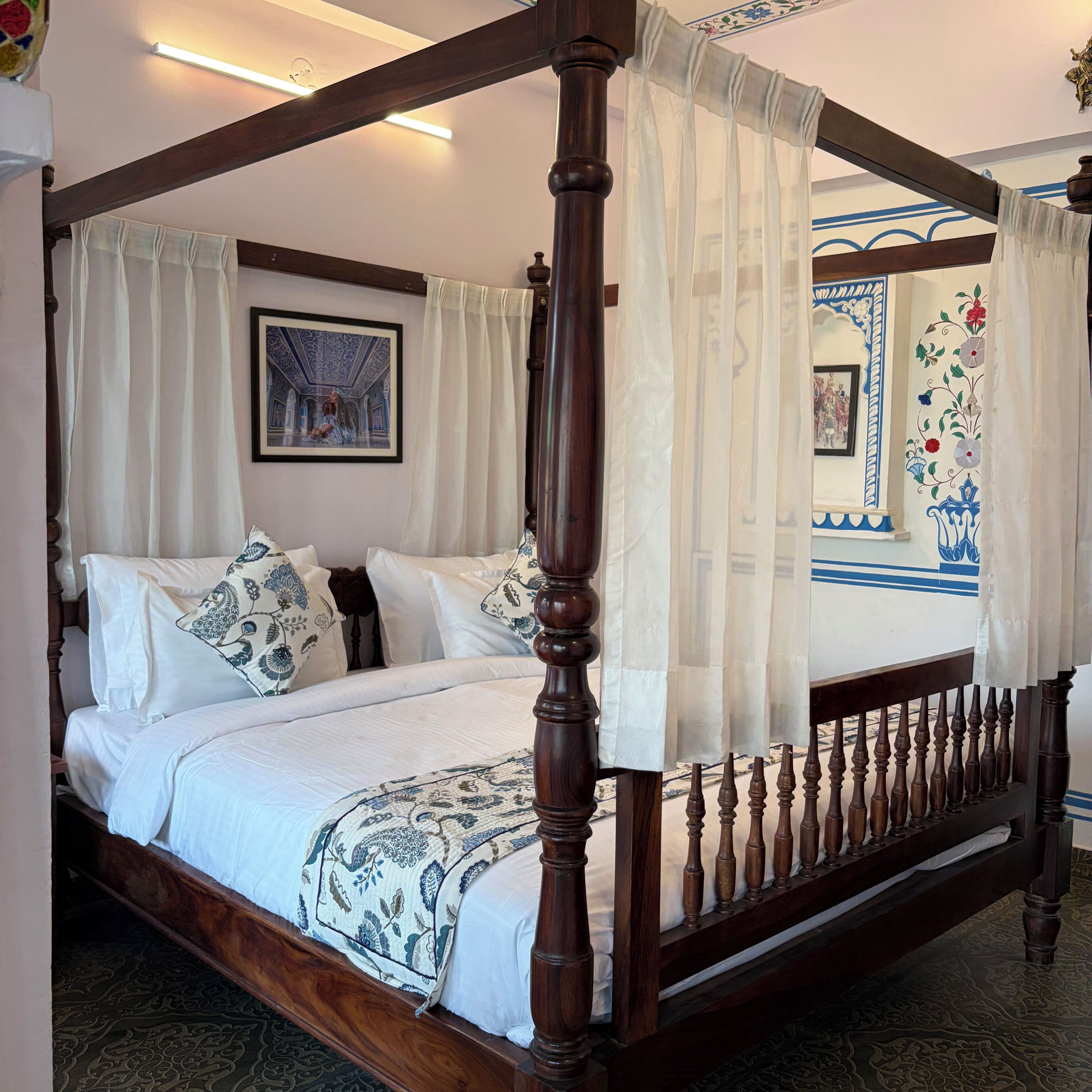 In-room safe, desk, laptop workspace, iron/ironing board