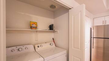Apartment | Laundry