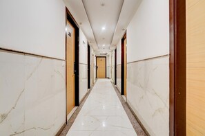 Interior - Townhouse Airport Road Delhi (New Delhi)