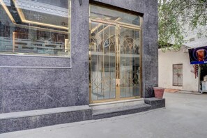 House | Reception - Townhouse Airport Road Delhi (New Delhi)