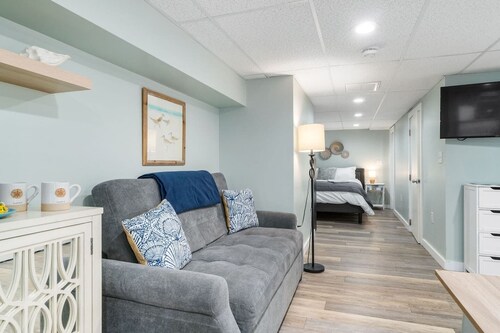 Beachside Studio~Easy Beach Access~Fully Stocked