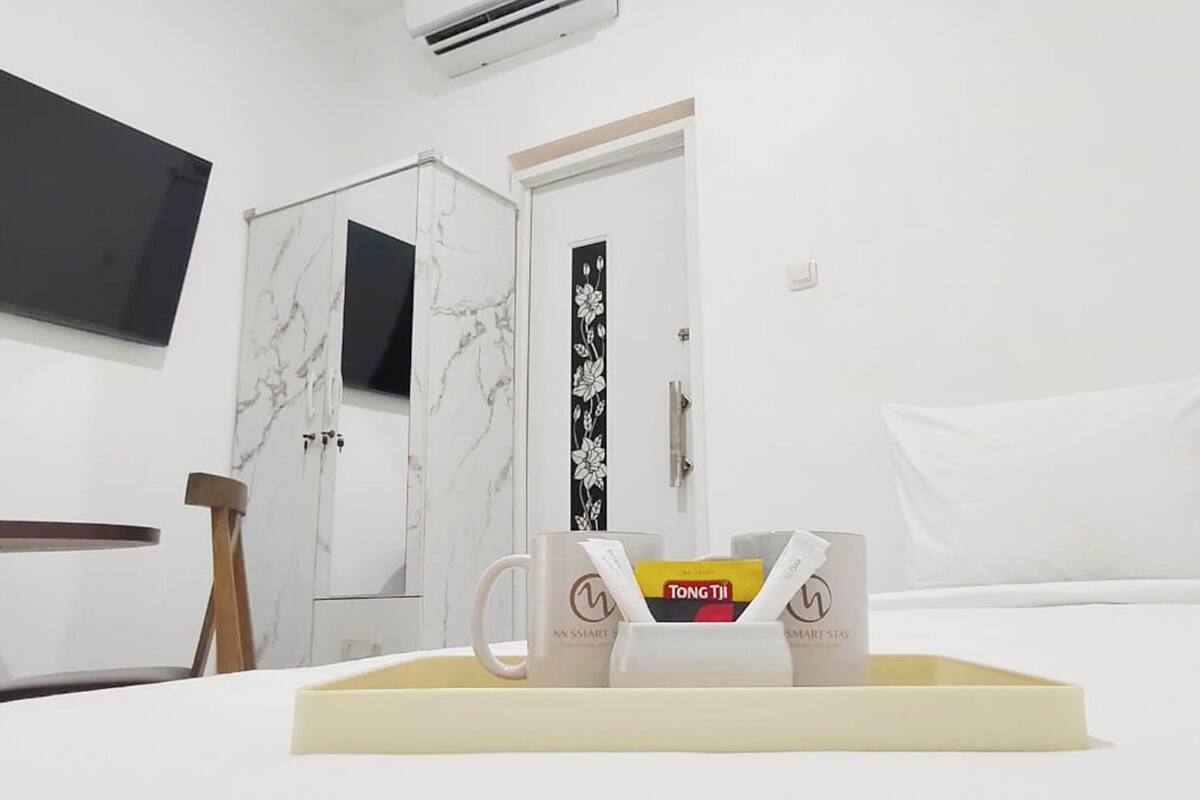 Standard Single Room | Desk, laptop workspace, blackout drapes, soundproofing