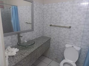 Towels, soap, toilet paper - Cozy 1-bedroom apartment in delightful Gros Islet with AC (Gros Islet)