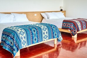 Suite de luxe, vistes a la muntanya | Habitacions insonoritzades i wifi gratuïta 