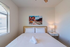 Appartement | Fer et planche à repasser, accès au Wi-Fi (inclus)