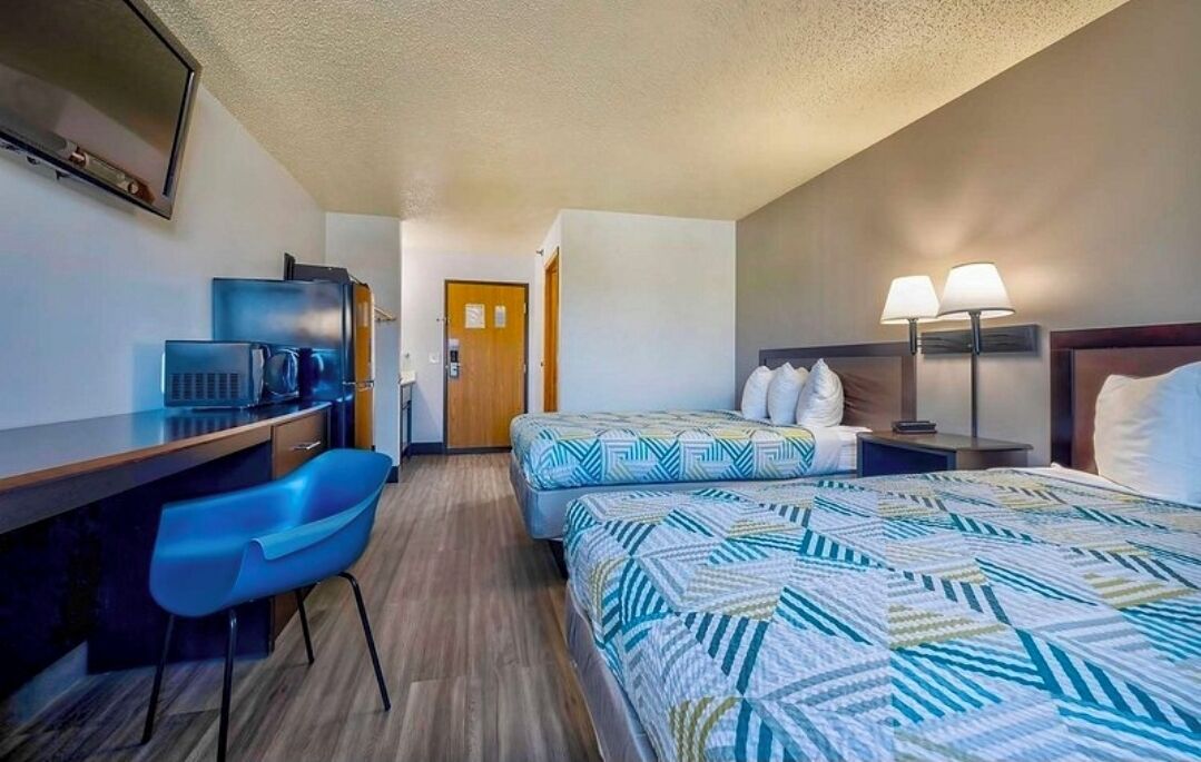 Desk, iron/ironing board, free WiFi, bed sheets