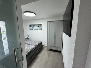 1 bedroom, Internet, bed sheets - Wonderful vacation apartment 1 in the heart of the Spessart (Schollbrunn)