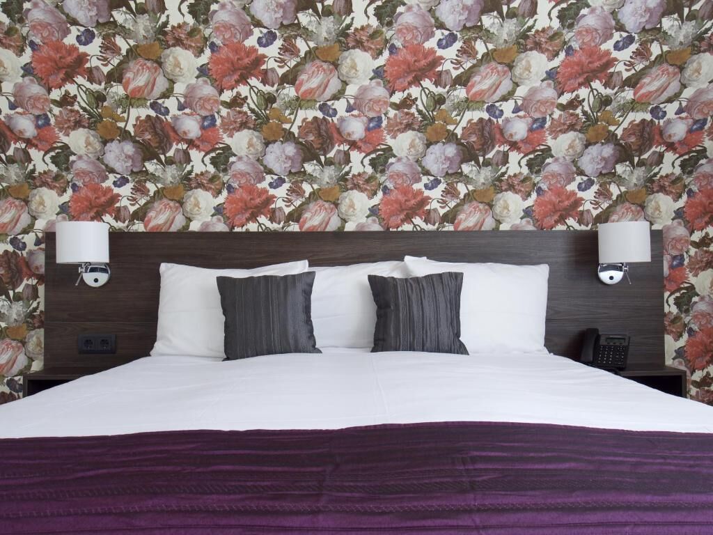 ห้องสแตนดาร์ดสำหรับสี่ท่าน, ปลอดบุหรี่, ห้องน้ำส่วนตัว | โต๊ะทำงาน, Wi-Fi ฟรี