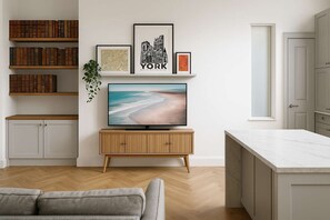 Interior - The Bridge - Apartment One (York)