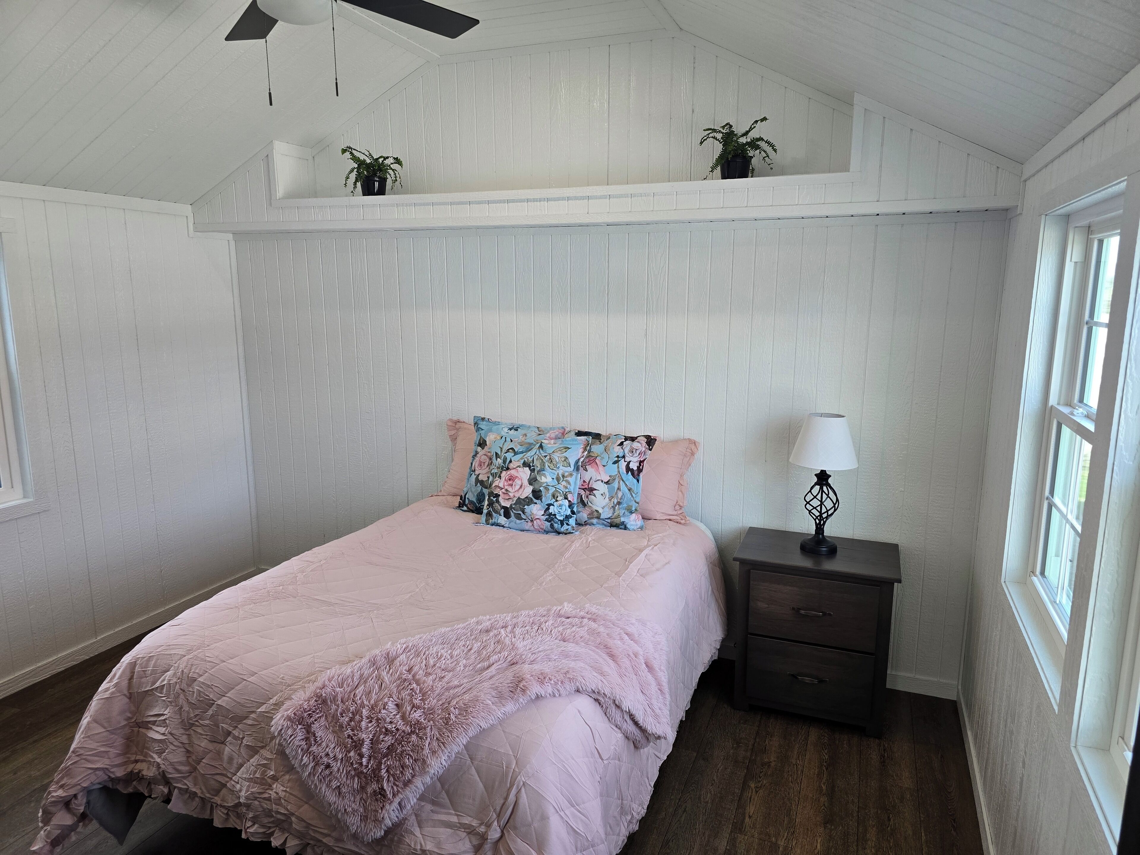 1 makuuhuone, silitysrauta/-lauta, Wi-Fi, vuodevaatteet