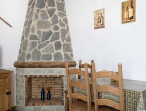 Apartment | Dining - Conil Family Home With a Pool (Conil de la Frontera)