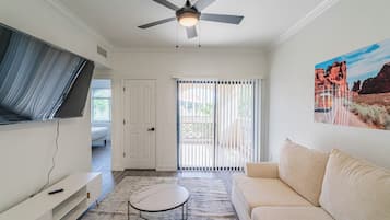 Apartment | Living area