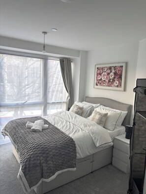 Tabla de planchar con plancha y internet 