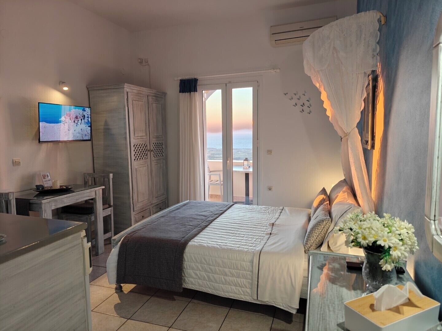 Comfort Double Room, Sea View | Egyptian cotton sheets, premium bedding, free minibar items