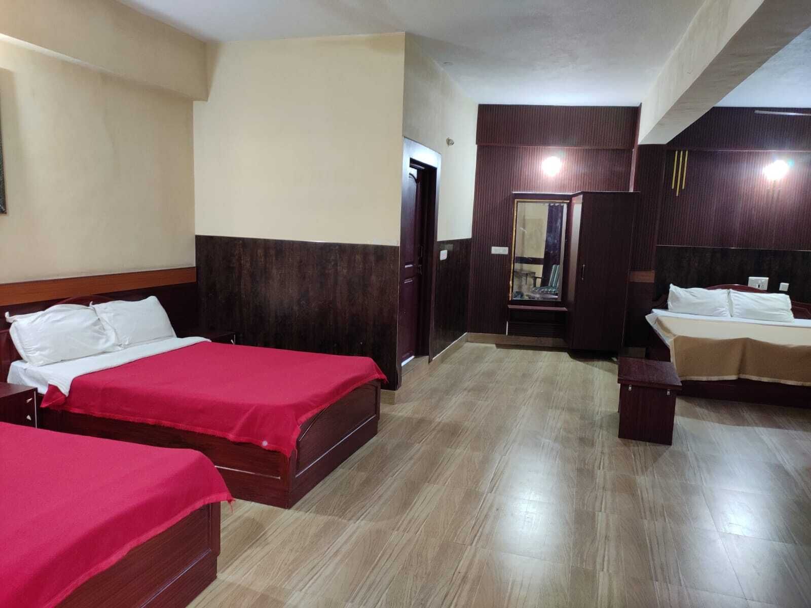 Chambre Familiale | Bureau, espace de travail pour ordinateur portable, Wi-Fi gratuit