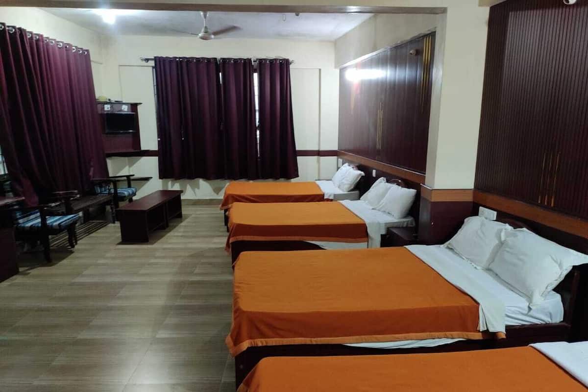 Dortoir Partagé | Bureau, espace de travail pour ordinateur portable, Wi-Fi gratuit