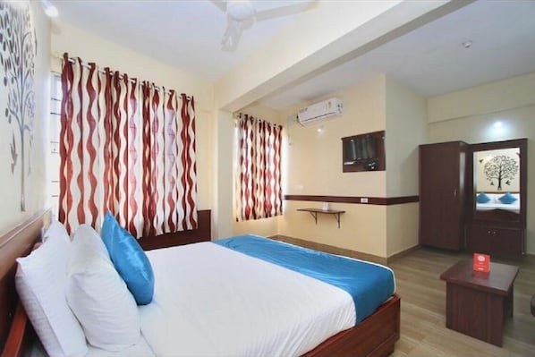 Kamar Deluks, AC | Meja kerja, ruang kerja ramah laptop, dan Wi-Fi gratis