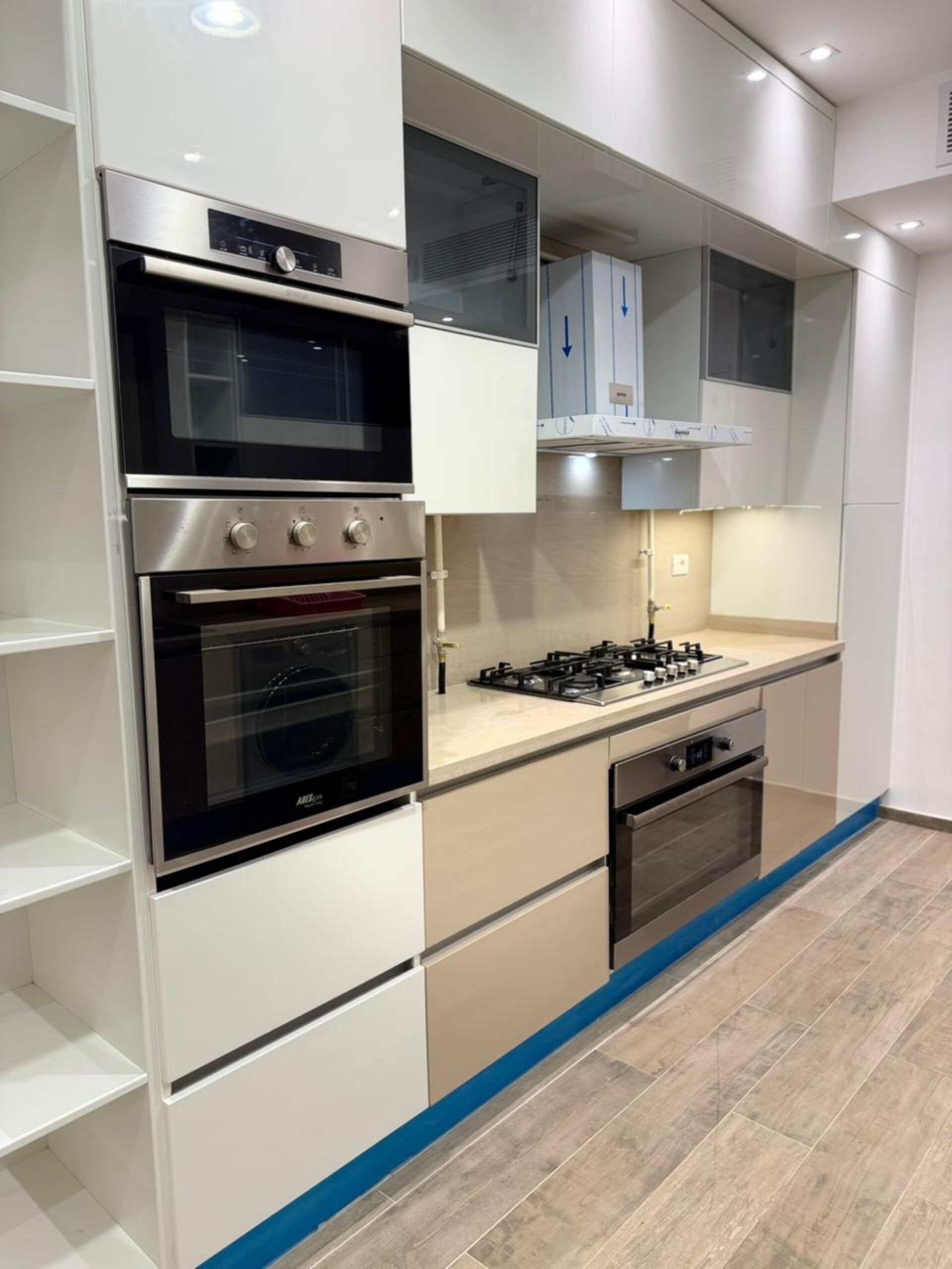 Villa Deluxe, vista al jardín | Cocina privada | Comedor 