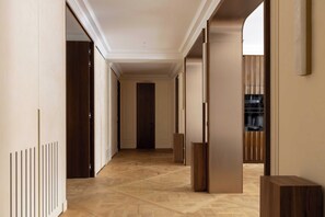 Interior - Luxury A/C Apt - 10p/4bdr - Arc de Triomphe (Paris)