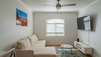 Apartment | Living area