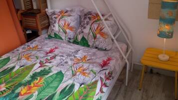 1 bedroom, iron/ironing board, WiFi, bed sheets