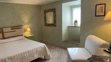 1 Schlafzimmer, Reisekinderbett, kostenloses WLAN, Bettwäsche